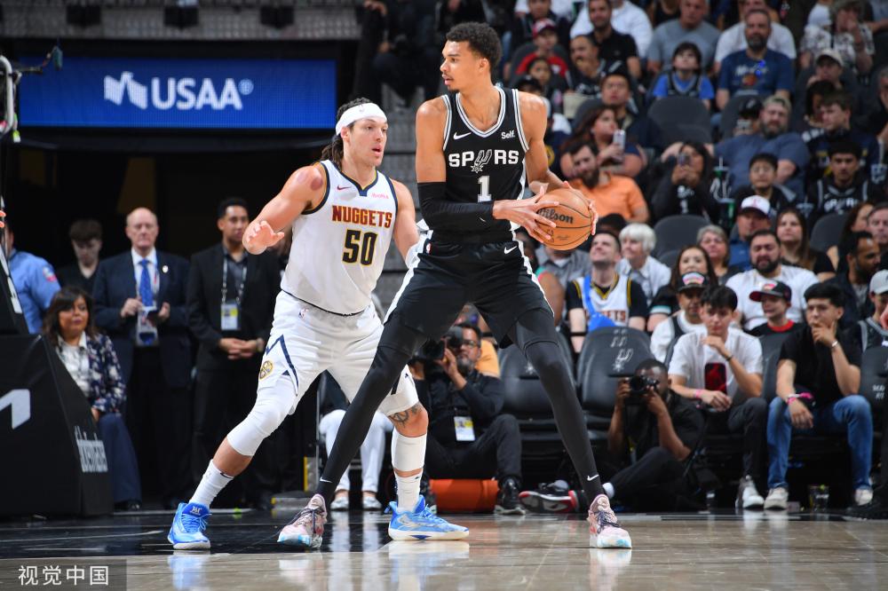 梁靖崑的排 梁靖崑的排