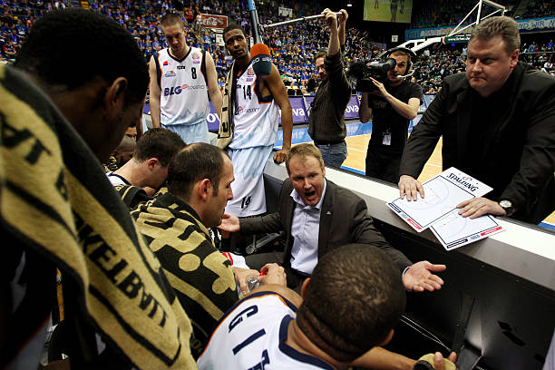 足坛依旧具 足坛依旧具