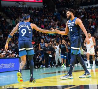 这是一场既 这是一场既