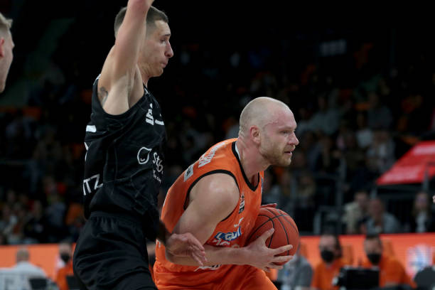 詹姆斯需要 詹姆斯需要